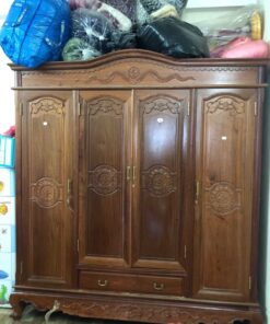 tủ quần áo gỗ gụ 4 cánh cũ