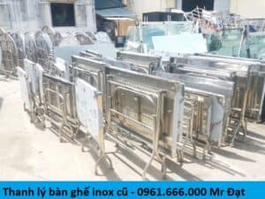 Thanh lý bàn ghế inox cũ giá rẻ nhất Hà Nội. Công ty chúng tôi là đơn vị sản xuất bàn ghế inox lớn nhất Miền Bắc. Hiện tại trong kho chúng tôi có rất nhiều loại bàn ghế inox cũ tồn kho giá rẻ cần thanh lý. Bàn gấp inox giá rẻ các loại, Bàn tròn inox cũ gấp gọn giá rẻ | Ghế đẩu inox, ghế đôn inox tròn Ghế bành inox, ghế xếp inox các loại Ghế Chiavari Tiffany dùng trong tiệc cưới, đám hỏi, hội nghị Bàn ghế inox nhà hàng, quán bar Bàn ăn công nghiệp cho canteen công ty Quý khách có nhu cầu mua bàn ghế inox giá rẻ, đồ cũ vui lòng liên hệ: SĐT 0981.120.005 Lưu ý: Hàng tồn kho giá rẻ chỉ có số lượng có hạn và tùy từng thời điểm. Gọi số điện thoại trên để biết chi tiết
