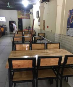 thanh lý bàn ghế nhà chân sắt mặt gỗ cũ