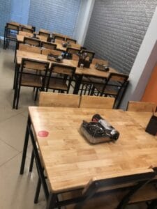 bàn ghế nhà hàng thanh lý