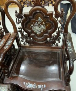mua đồ gỗ cũ