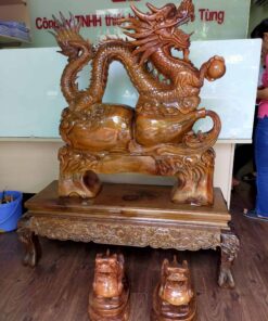 tượng rồng đục kỹ gỗ bách xanh