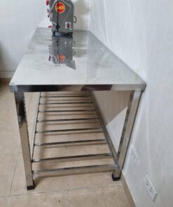 bàn chặt inox 1.2m x 60