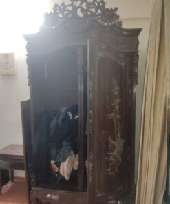tủ quần áo gỗ trắc cũ