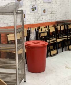 thanh lý ghế chân sắt mặt gỗ thông