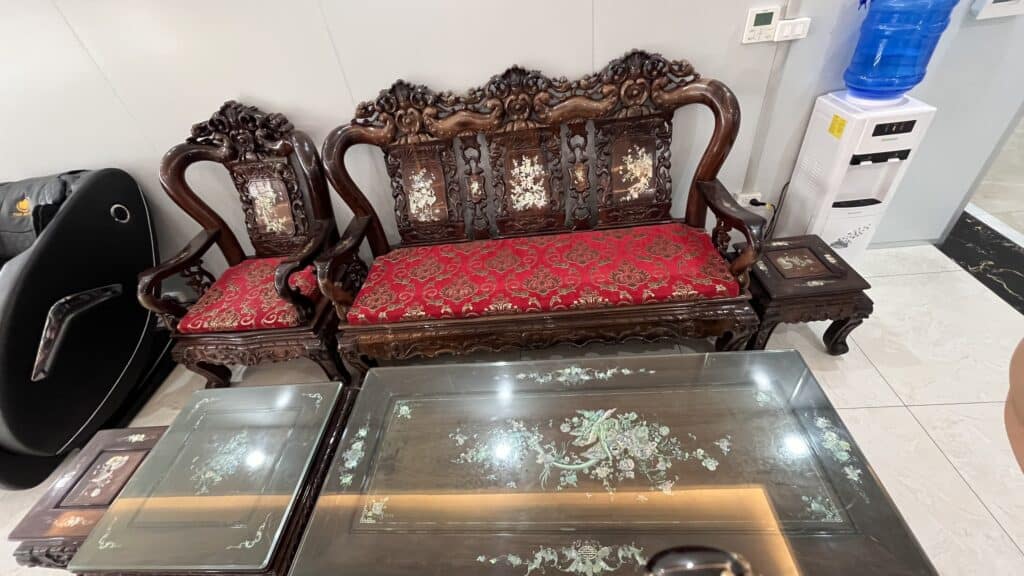 gỗ nào làm bàn ghế tốt nhất
