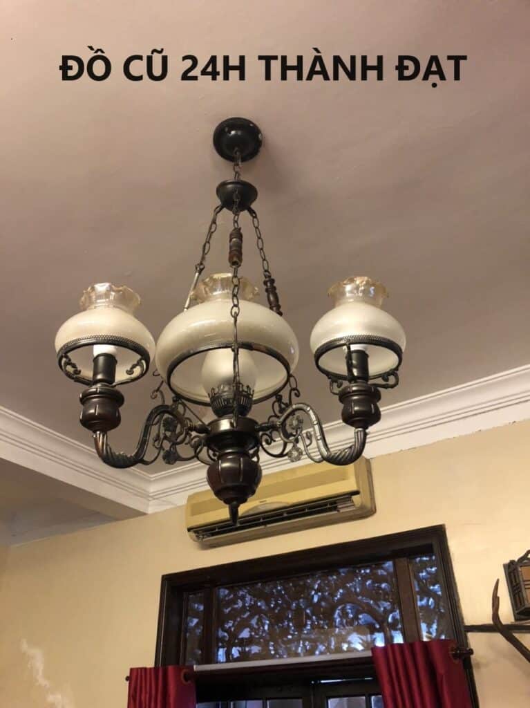 thu mua đèn chùm cổ