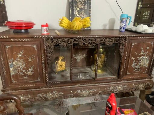 tủ chè gỗ gụ khảm trai