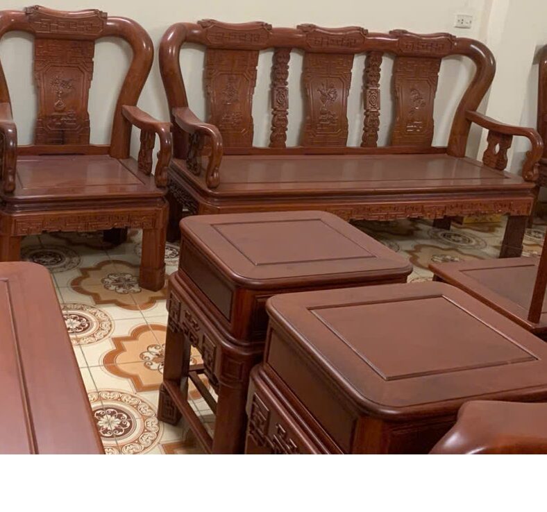 Thu Mua Bàn Gỗ Cũ
