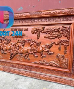 Tranh Gỗ Hương Mã Đáo Thành Công